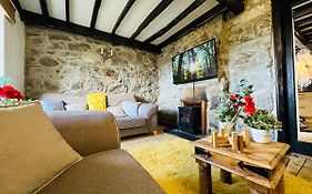 Trawsfynydd Stone Cottage